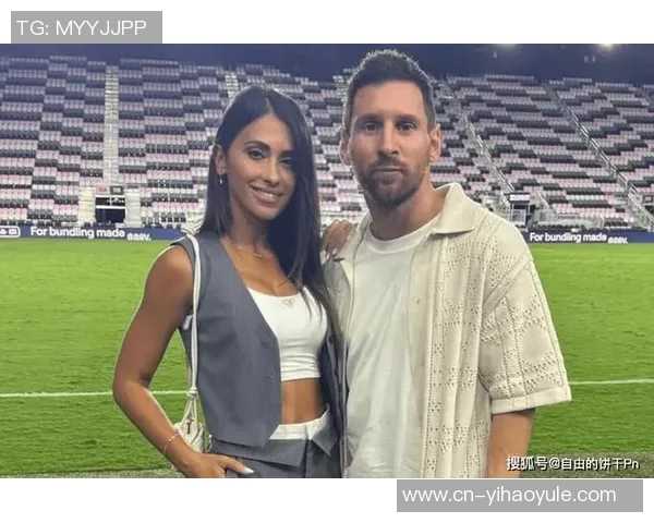 梅西与安东内拉共享温馨圣诞时刻祝福粉丝们节日快乐 梅西与安东内拉共享温馨圣诞时刻祝福粉丝们节日快乐