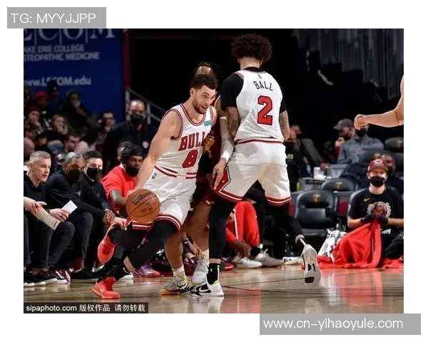 太刺激了泰森助攻莫布里扣篮绝杀马克西超远三分遗憾未中